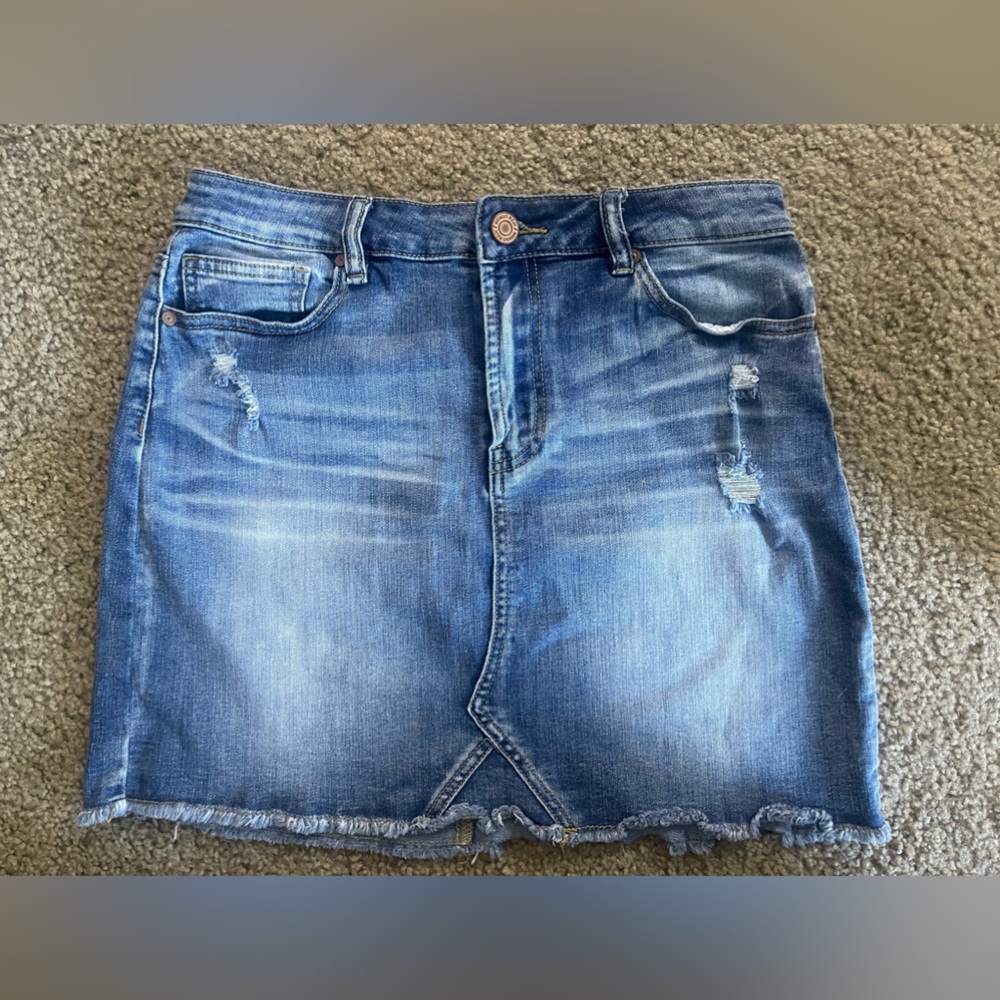 Blue jean skirt ripped with fringe bottom size 11